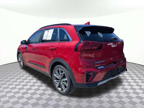 Runway Red 2022 Kia Niro Touring SE
