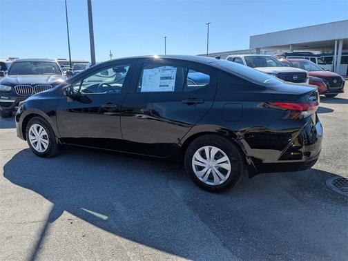 2025 Nissan Versa 1.6 S