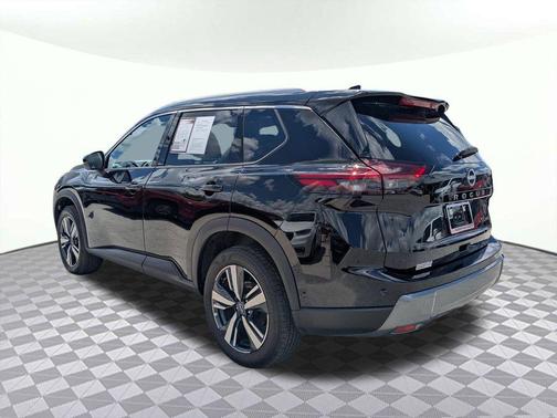 Super Black 2026 Nissan Rogue SL