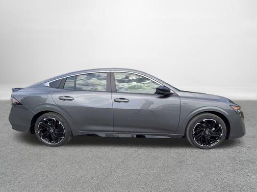 Gun Metallic 2026 Nissan Sentra SR
