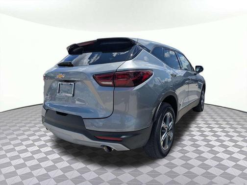 Sterling Gray Metallic 2025 Chevrolet Blazer 2LT