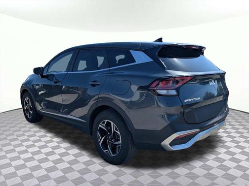 Gravity Gray 2024 Kia Sportage LX