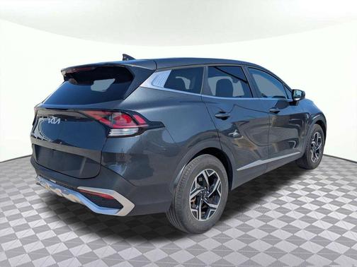 Gravity Gray 2024 Kia Sportage LX