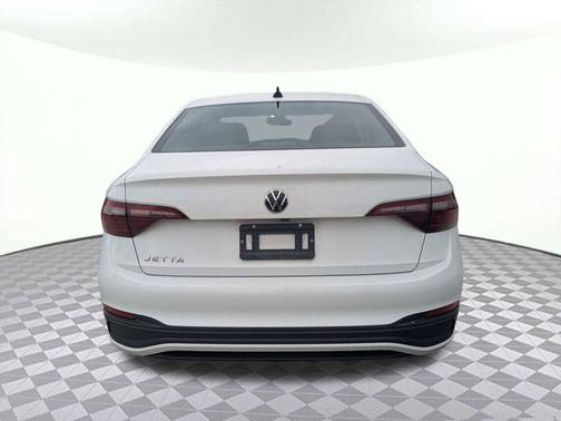 Pure White 2024 Volkswagen Jetta 1.5T S