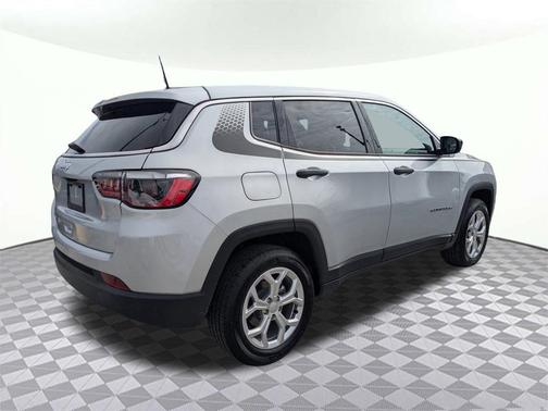 2024 Jeep Compass Sport