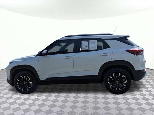 Summit White 2021 Chevrolet Trailblazer LT