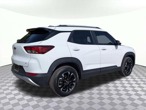 Summit White 2021 Chevrolet Trailblazer LT