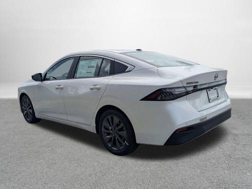 Aspen White Tricoat 2026 Nissan Sentra SL