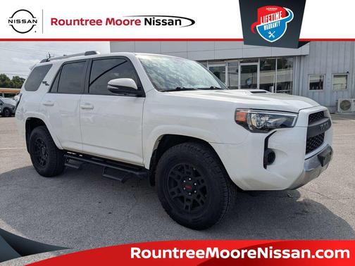 Super White 2018 Toyota 4Runner TRD Off Road Premium