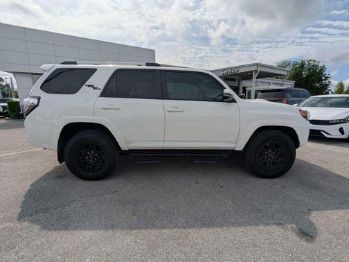 Super White 2018 Toyota 4Runner TRD Off Road Premium