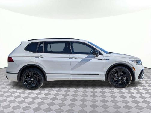 Opal White 2024 Volkswagen Tiguan 2.0T SE R-Line Black