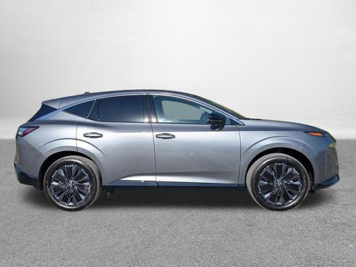 Gun Metallic 2026 Nissan Murano Platinum