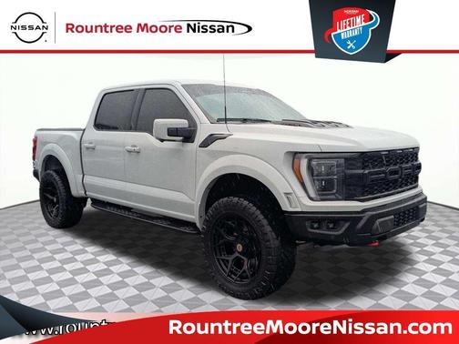 Avalanche 2023 Ford F-150 Raptor