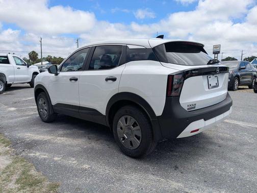 Fresh Powder 2026 Nissan Kicks S
