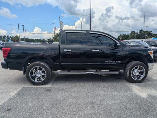 2018 Nissan Titan SL