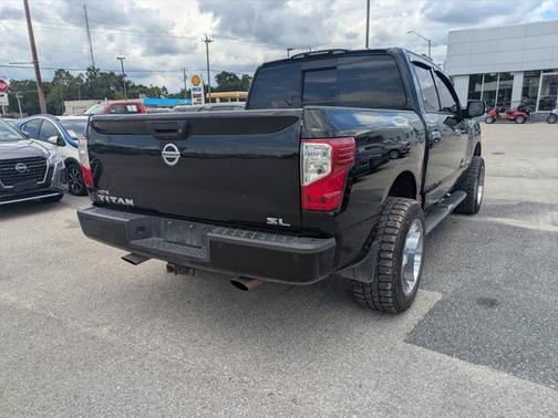 2018 Nissan Titan SL
