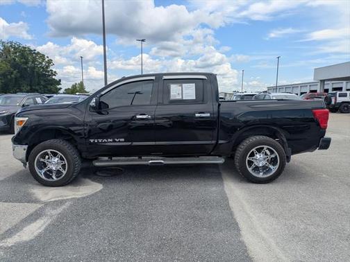 2018 Nissan Titan SL