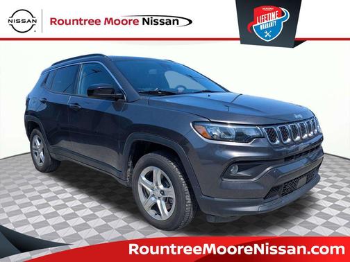 Sting-Gray Clearcoat 2024 Jeep Compass Latitude