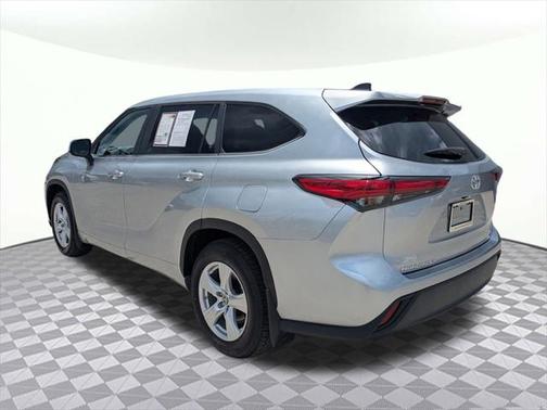 2023 Toyota Highlander Hybrid LE