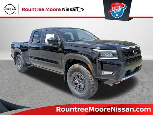 Super Black 2026 Nissan Frontier PRO-4X
