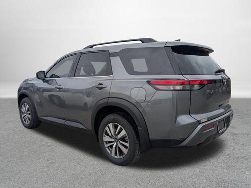 Gun Metallic 2026 Nissan Pathfinder SL