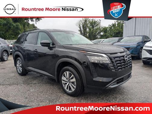 Super Black 2026 Nissan Pathfinder SL