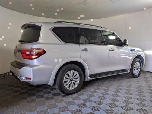 Photo 3 of 26 of 2021 Nissan Armada SV