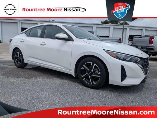 Aspen White Tricoat 2024 Nissan Sentra SV