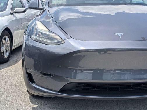 Gray 2022 Tesla Model Y Long Range Dual Motor All-Wheel Drive