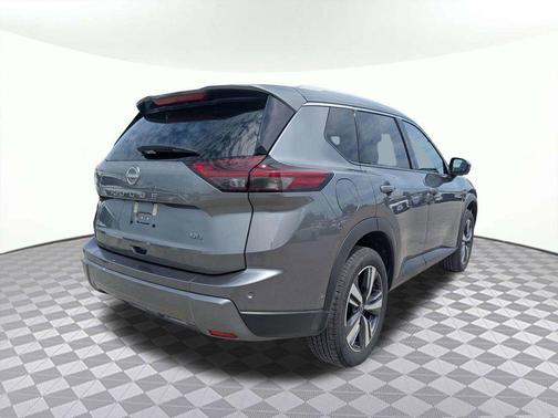 Gun Metallic 2026 Nissan Rogue SL
