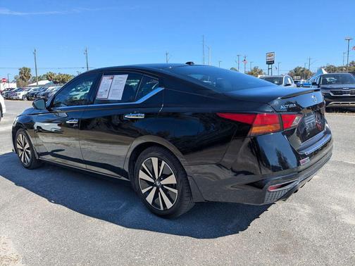 2021 Nissan Altima 2.5 SL