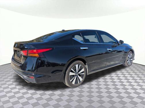 2021 Nissan Altima 2.5 SL