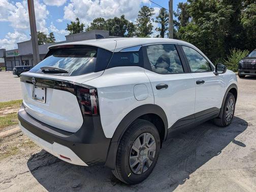 Fresh Powder 2026 Nissan Kicks S