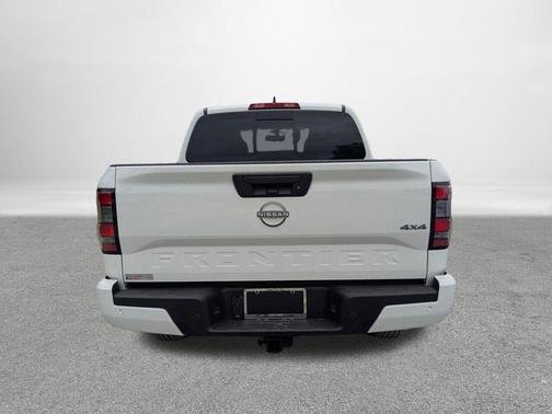 Glacier White 2026 Nissan Frontier SV