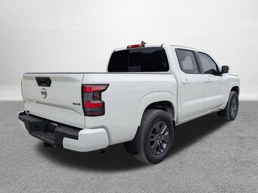 Glacier White 2026 Nissan Frontier SV