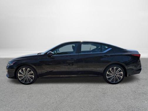 Super Black 2026 Nissan Altima 2.5 SV