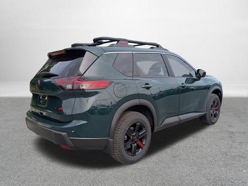 Obsidian Green 2026 Nissan Rogue Rock Creek