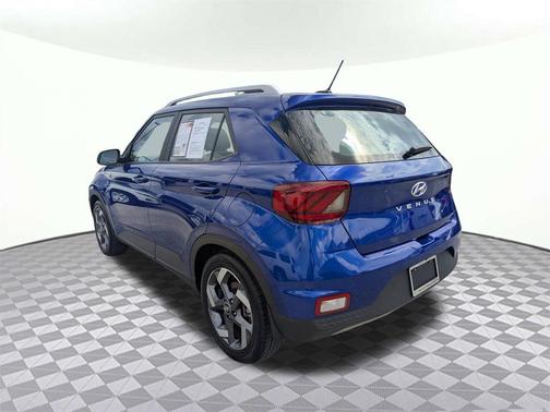 2023 Hyundai VENUE Limited