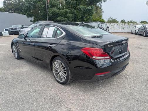 2021 Genesis G70 2.0T RWD