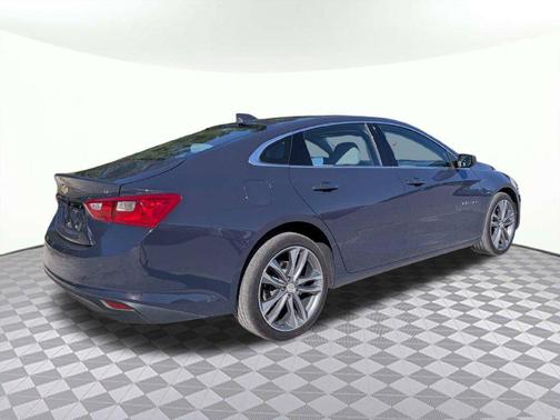 Night Shade Metallic 2025 Chevrolet Malibu FWD 1LT