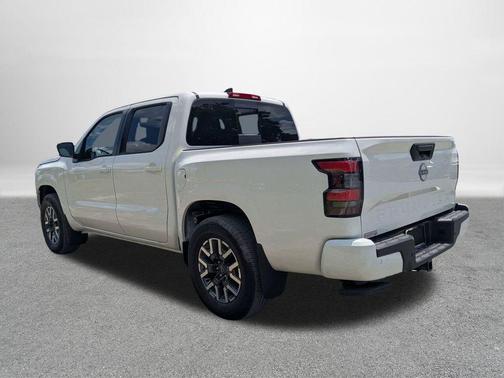 Glacier White 2026 Nissan Frontier SV