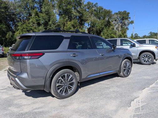 Gun Metallic 2026 Nissan Pathfinder Platinum