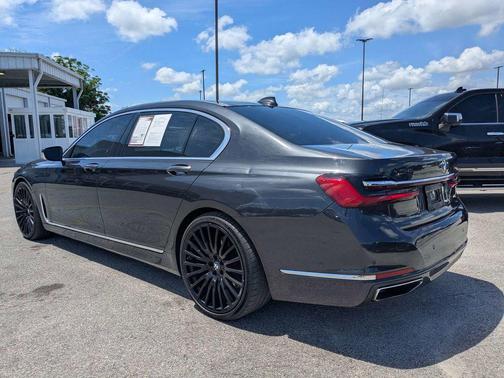 Dark Graphite Metallic 2020 BMW 740 740i