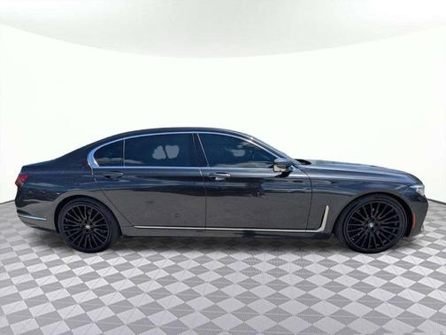 Dark Graphite Metallic 2020 BMW 740 740i