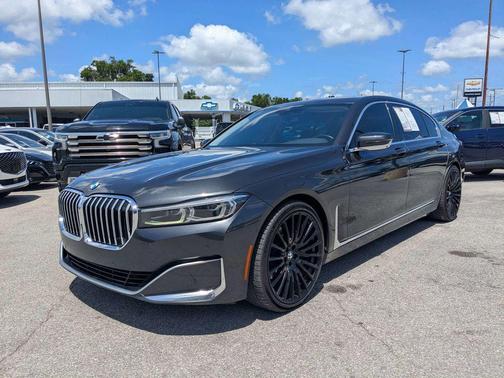 Dark Graphite Metallic 2020 BMW 740 740i