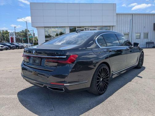Dark Graphite Metallic 2020 BMW 740 740i