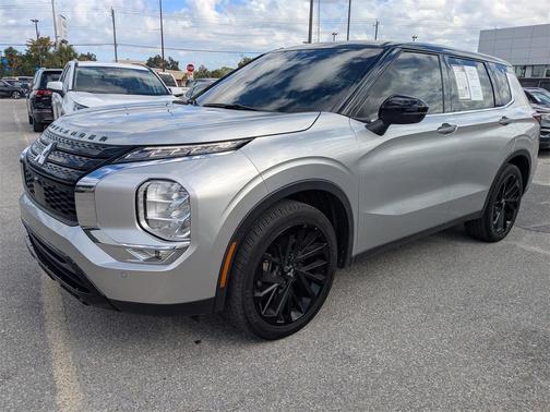 2023 Mitsubishi Outlander SEL 2.5 2WD