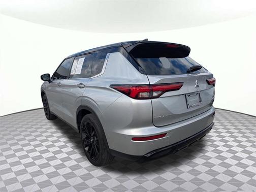 2023 Mitsubishi Outlander SEL 2.5 2WD
