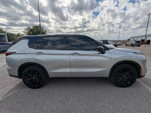 2023 Mitsubishi Outlander SEL 2.5 2WD