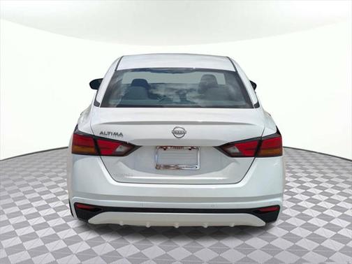 2023 Nissan Altima S FWD